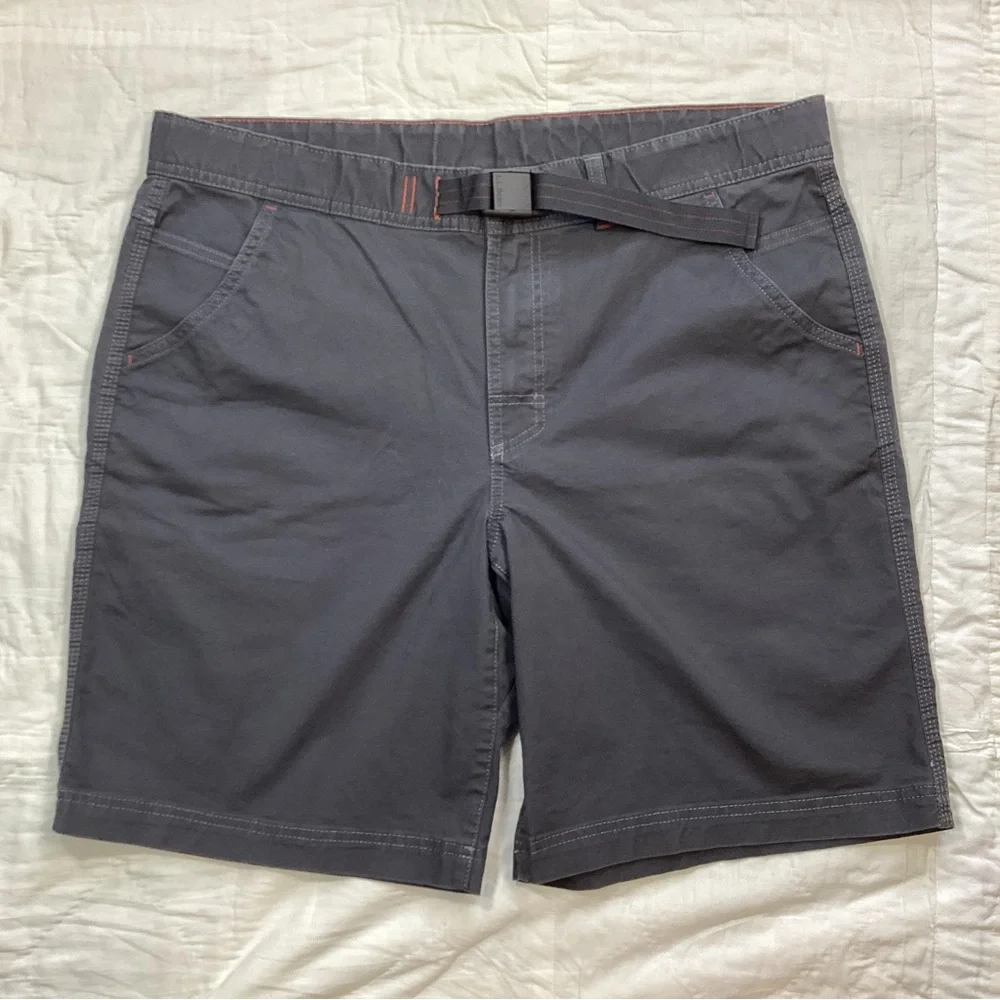 Mens LL‎ Bean Traverse Crag Belted Canvas Hiking Shorts Dark Gray 38.